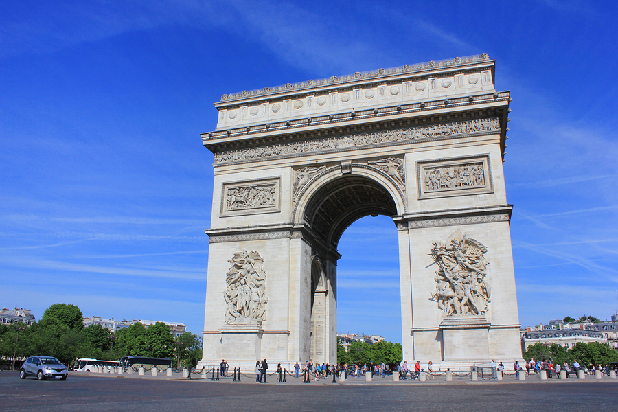 Versatile dialogues and useful phrases for French