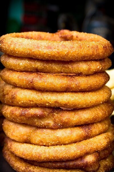 aprender expressões e palavras complexas dos ramos da gastronomia e turismo em nepalês