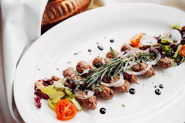 apprenez le vocabulaire pour travailler dans la gastronomie en slovène