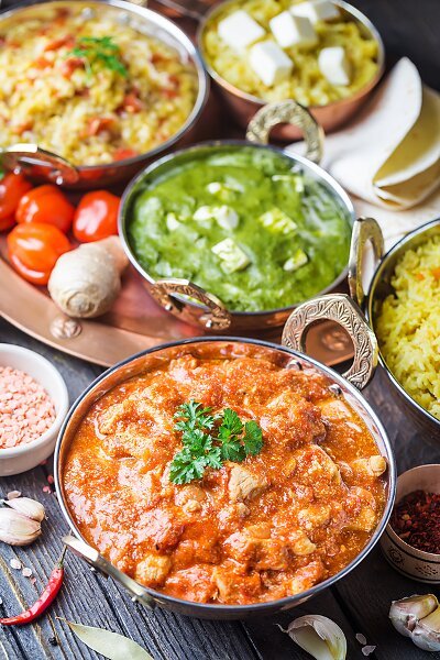 aprender expressões e palavras complexas dos ramos da gastronomia e turismo em urdu