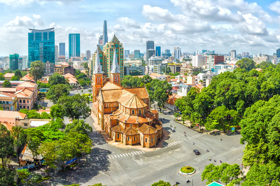 Versatile dialogues and useful phrases for Vietnamese