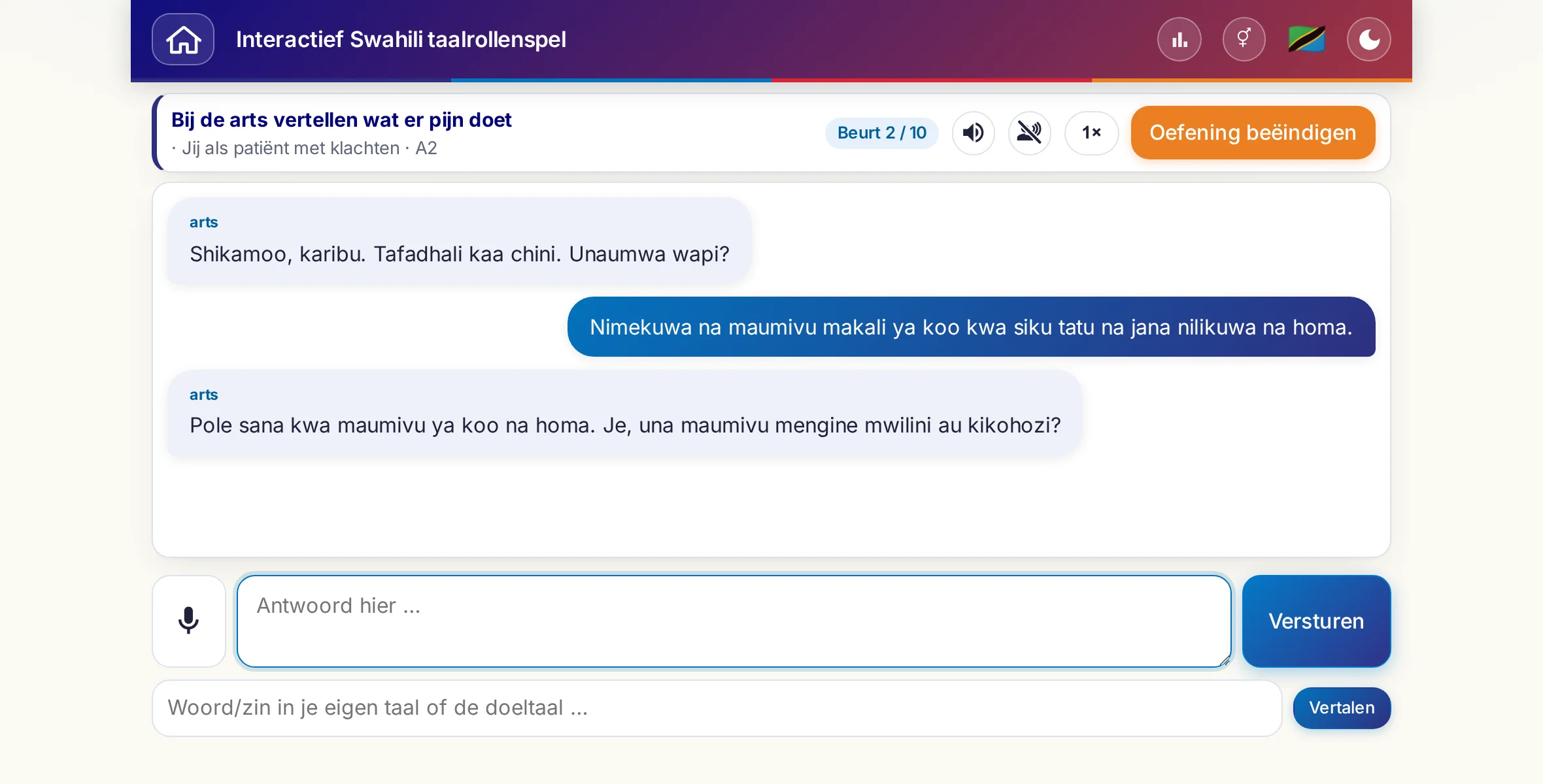 Een rollenspel in gesprek: de arts vraagt naar de mate van pijn, koorts en hoe de dag verlopen is, de cursist antwoordt vrij en vraagt aan het eind om een recept.