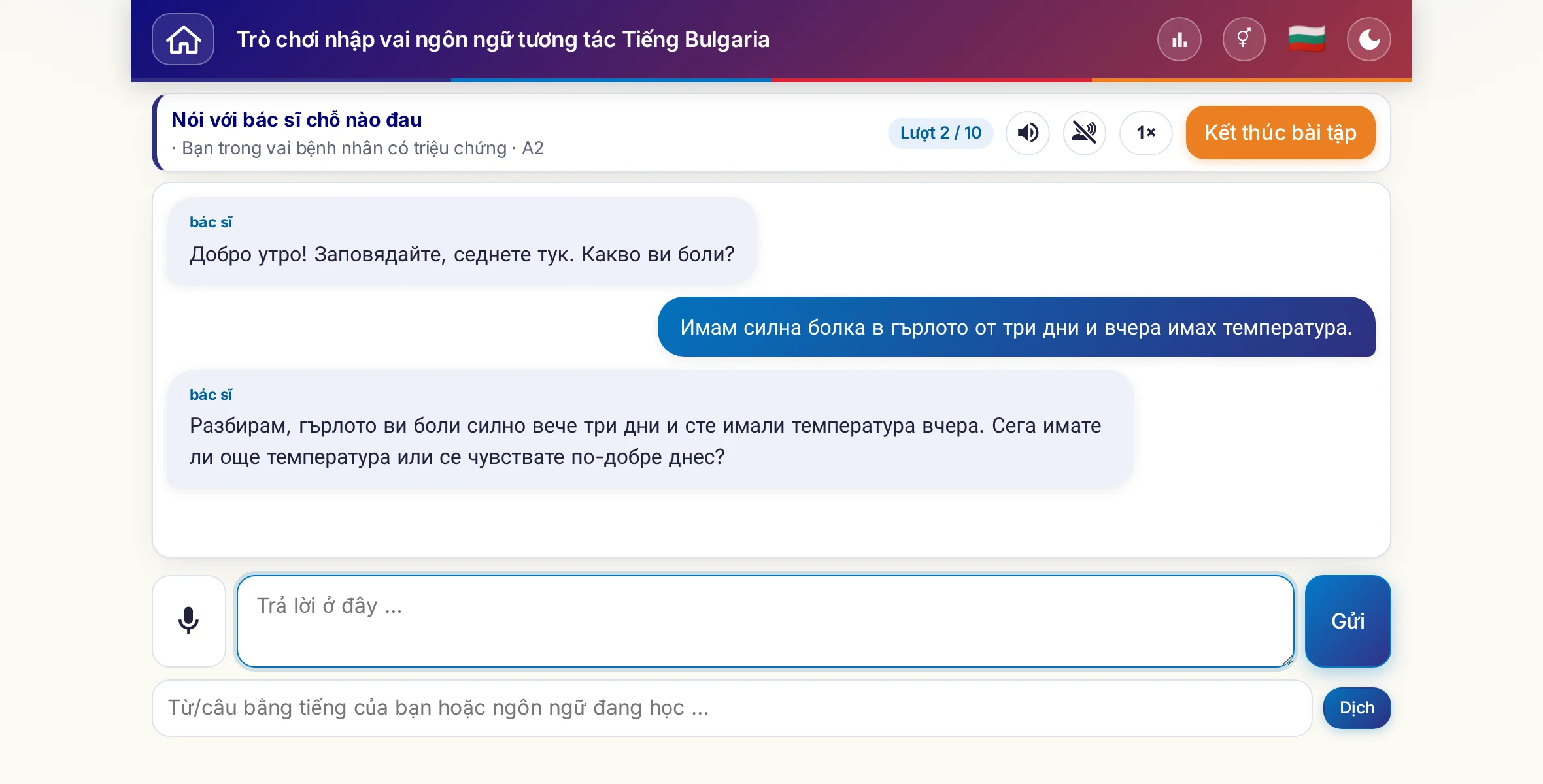 Một trò chơi nhập vai đang diễn ra: bác sĩ hỏi về mức độ đau, sốt và diễn biến trong ngày, người học trả lời tự do và cuối cùng xin đơn thuốc.